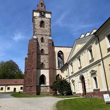 U Reky Apartman Sázava
